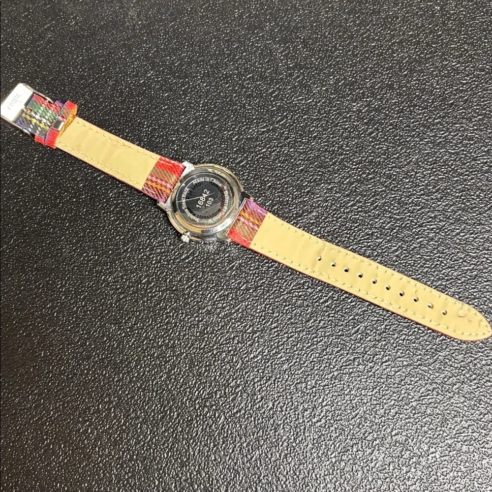 Merry Christmas Plaid Strap Watch with Festive Design WORKING
